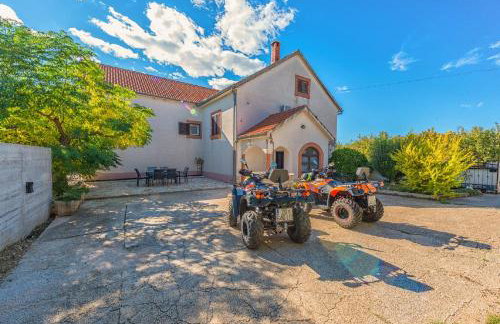 Holiday Home Tower with private pool, sauna and quads - Photo 5