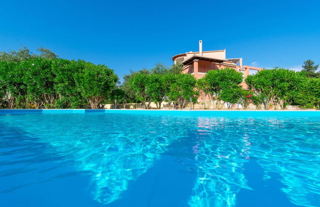 Villa Leo Dassia Corfu - Foto 1