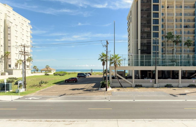 2-story Condo Next to Beach w/ Ocean Views! - Foto 61