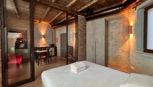 Emmeloft I Orange Moon - Vibrant Modern Luxury Loft Milan - Photo 4, wardrobe