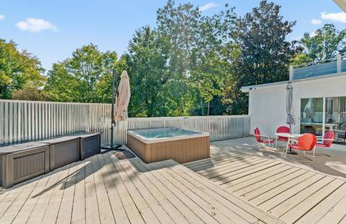 Upscale Modern Home with perfect triad location - Photo 1