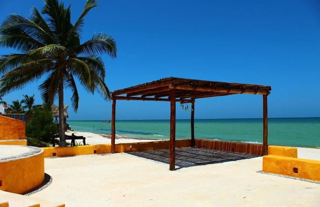 Uinic Chay Luxury Ocean Front Villa - Photo 13