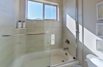 Westland Ridge Modern Home in Historic Westside - Foto 36