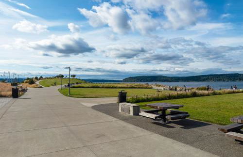 King Bed, Near DT and Best Restaurants, Pets OK! - Foto 51