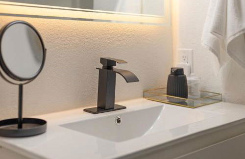 The Birch House - Serene Texas Lake Retreat - Foto 17