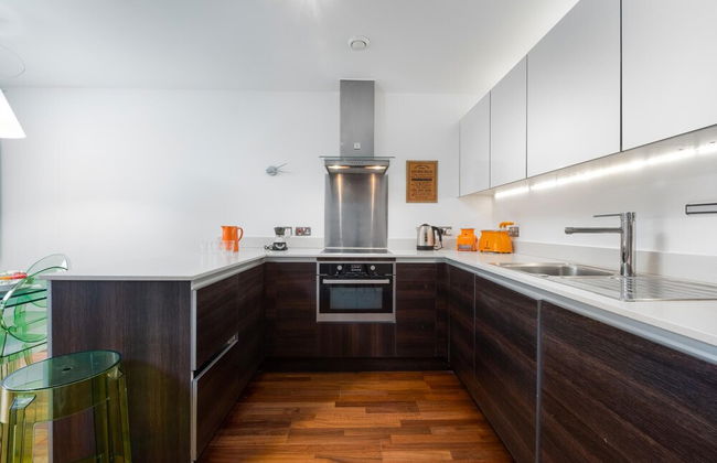 Two Bedroom Flat With Balcony in Central Wimbledon by Underthedoormat - Foto 20