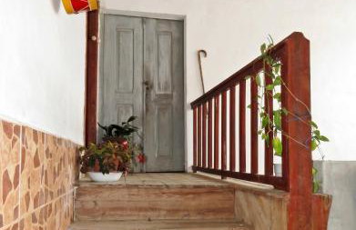 Charming house in Miranda do Corvo + Spacious terrace - Foto 9