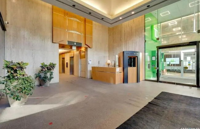 LUXURY DOWNTOWN CONDO TWO BEDROOM - Photo 2