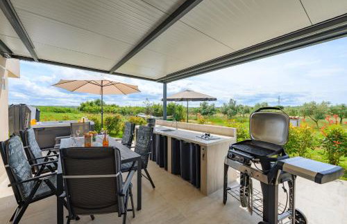 Luxury Apartments BRIGITTA with whirlpool in Umag - Photo 34