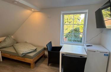 Modern Eight - Photo 3