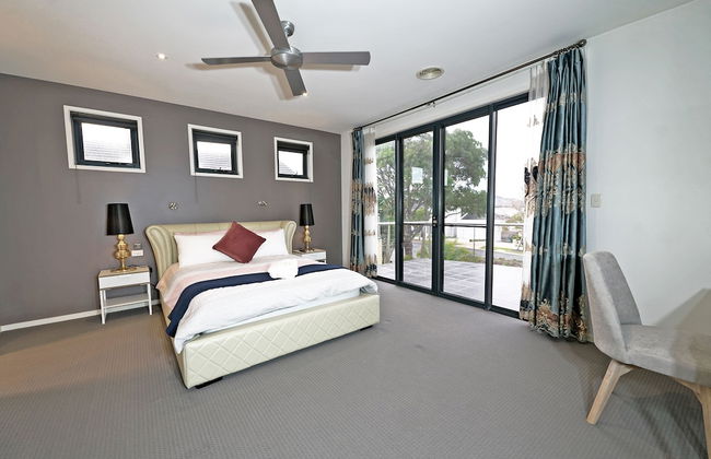 Luxury 7BRM Lakeside BigHouse Point Cook - Foto 14