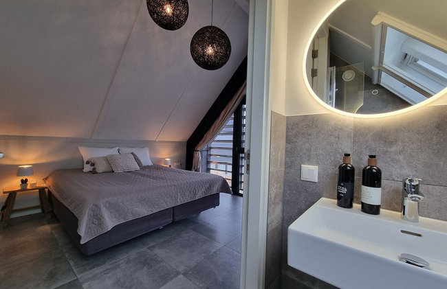 Luxurious Detached Water Villa With Jetty - Foto 52