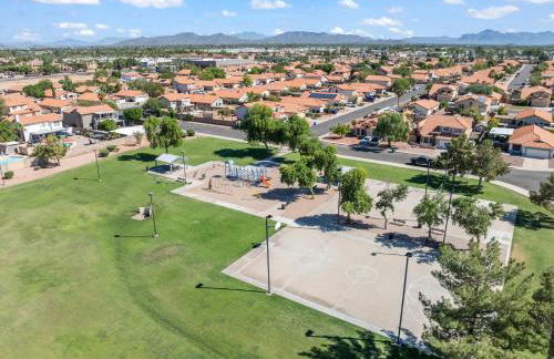 Heated Pool, Hot Tub, Games & more! - Photo 64