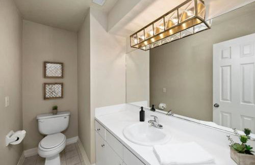 Modern Montrose Townhome Sleeps 10 Walk to Dining & Downtown - Foto 21