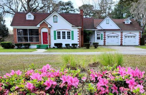 Picturesque Cottage with Pond Views Great for Family Getaways in Georgia - Foto 1