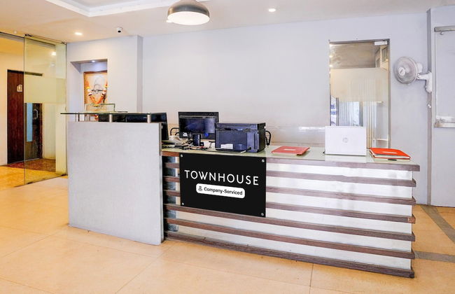 Blissful Stays at The Habitat Khar Mumbai - Photo 2