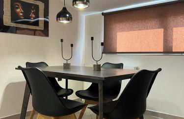 Demi DS, E1 - Photo 5