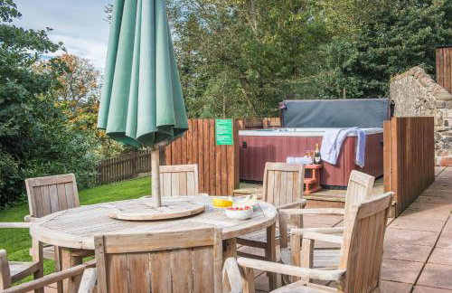 The Granary with Hot Tub - Foto 18