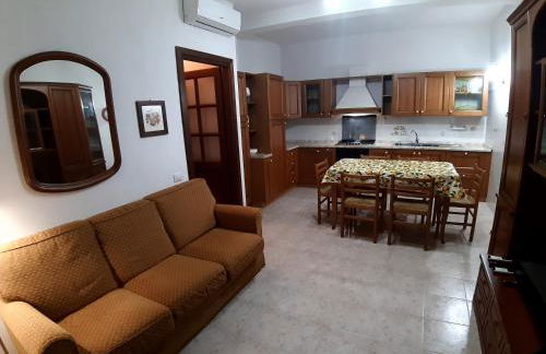 La casa nel borgo, in a cozy charming village, 15 min to Beach, Small pets welcome - Foto 13