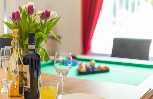 Elegant 3 Bedroom Detached House By Your Lettings Short Lets & Serviced Accommodation Peterborough With Free WiFi & Parking - Foto 6