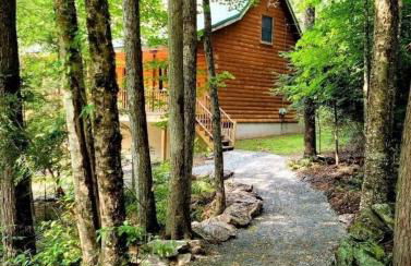 Waterfront Secluded Log Cabin - Foto 1