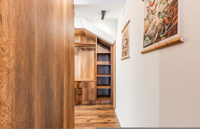 Luxury Living in Shkoder s Historic Heart - Photo 34