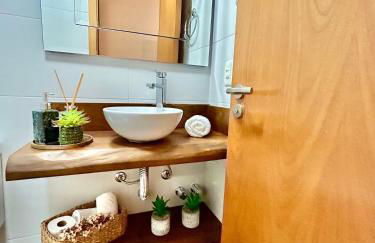 Lindo e Aconchegante com piscina e jacuzzi - Photo 39