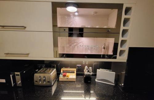 Garland Stylish 2 Bedroom Apartment A Minute Walk From Station - Foto 30