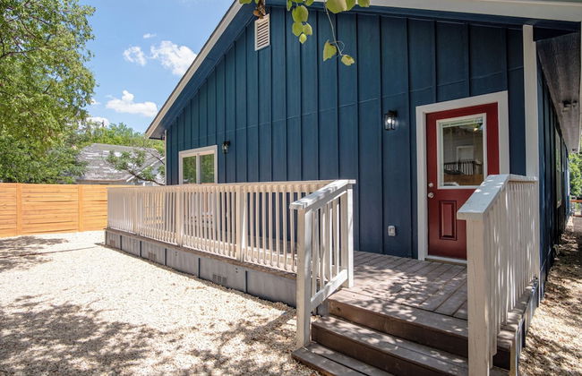 Beautiful Fenced 3BR 2BA Near Exciting Downtown - Foto 13