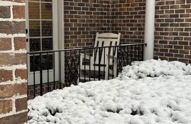 Luxury Masters Rental 5BR 4 Acre Estate Fire Pit Gym 2 Verandas - Foto 29