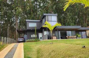 Casa em Sebollas 04 suítes com piscina e vista deslumbrante - Foto 4