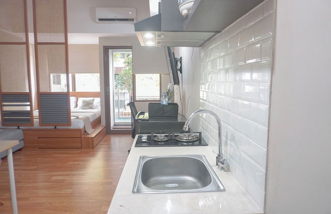 Homey Studio LRT City Jatibening Apartment - Photo 11