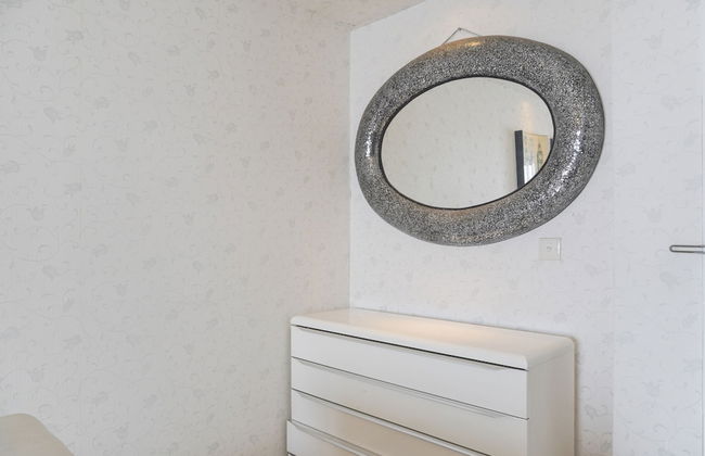 Spacious And Homey 3Br At Seasons City Apartment - Foto 24