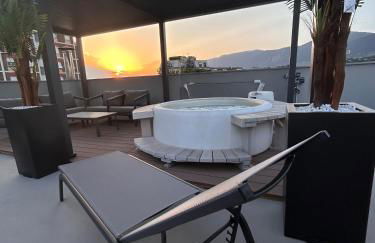 Suite Panoramic Attico con Jacuzzi Privata - Foto 25