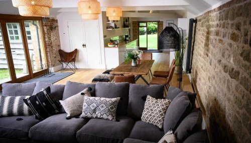 The Barn House - Swimming Pond,Jacuzzi,Chicks! - Foto 2