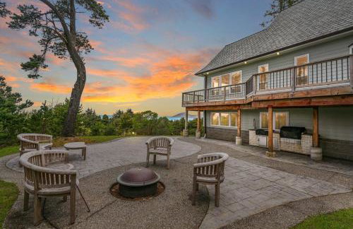 Epic ocean views at this private retreat just minutes from the beach - Foto 2