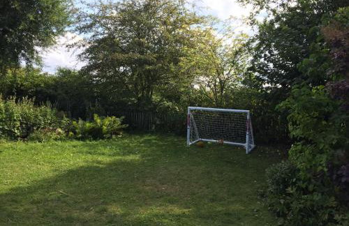 Ein-Steinwurf-zum-Ostseestrand-Ferienwohnung-Martha-mit-Terrasse - Foto 19