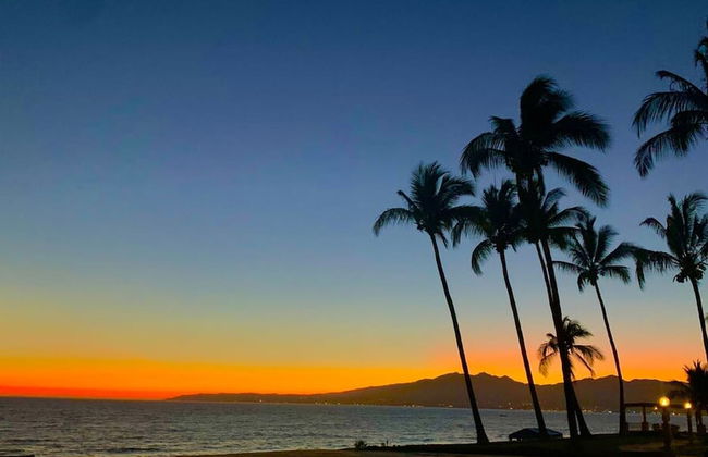 Ocean Front Condo With Pool Sleeps 6 Adults - Foto 5