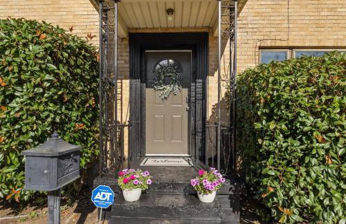 Spacious 5BR Group Retreat Near Fair Park Downtown - Foto 27