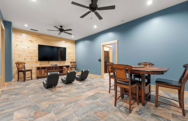 The Lodges Avantstay Lakefront, Sleeps 66 Pools, Docks, Theaters, Views - Foto 46