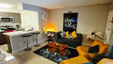 STYLISH COZY CONDO NEAR TO EVERYTHING a! - Foto 5