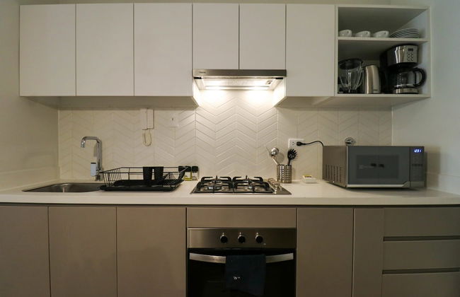 w Sensational 2BR w Balcony in Miraflores - Photo 11