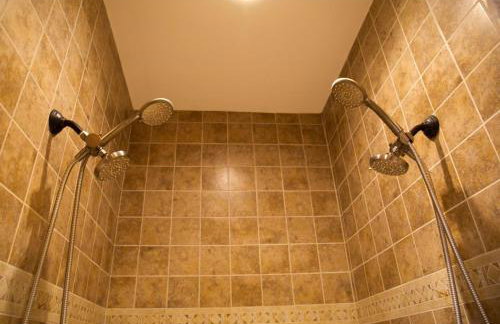 Secluded Cabin - Games, Fire Pit, Hot Tub, Pet OK - Foto 44