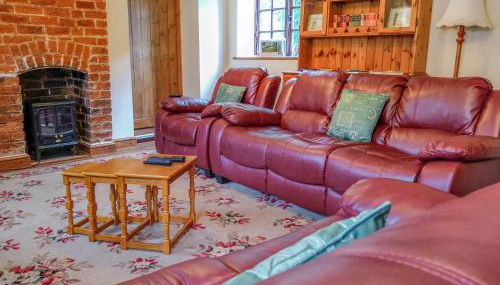 Tailor's Cottage - Photo 2