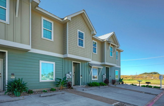 Ridley Retreat Community Pool, Mins to the Beach Corpus Christi + Port A - Foto 29