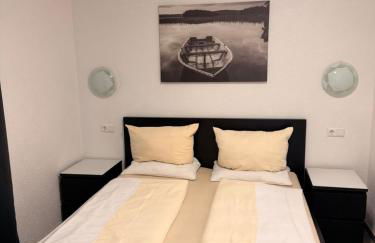 Hilda Apartments Rust - Photo 33