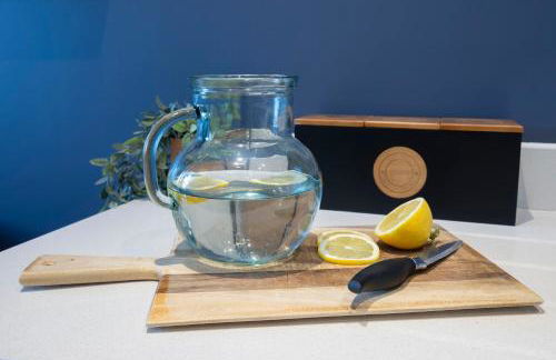 Elliot Oliver - Loft Style 2 Bedroom Apartment With Parking In The Docks - Foto 30