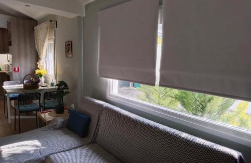Io's Guest House - Photo 25