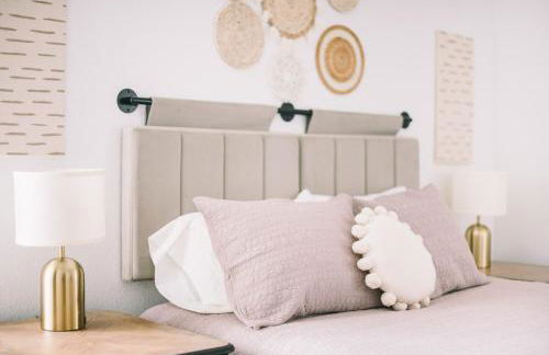 Aubrey Downtown Charmer - Smart TVs in every room! - Foto 27