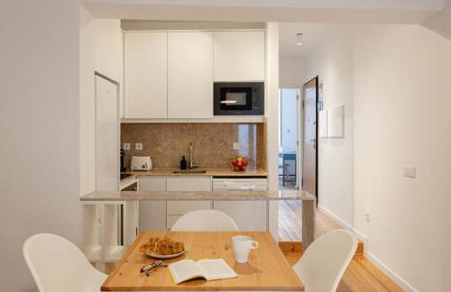 Calçada de Santo Amaro Apartments - Photo 9